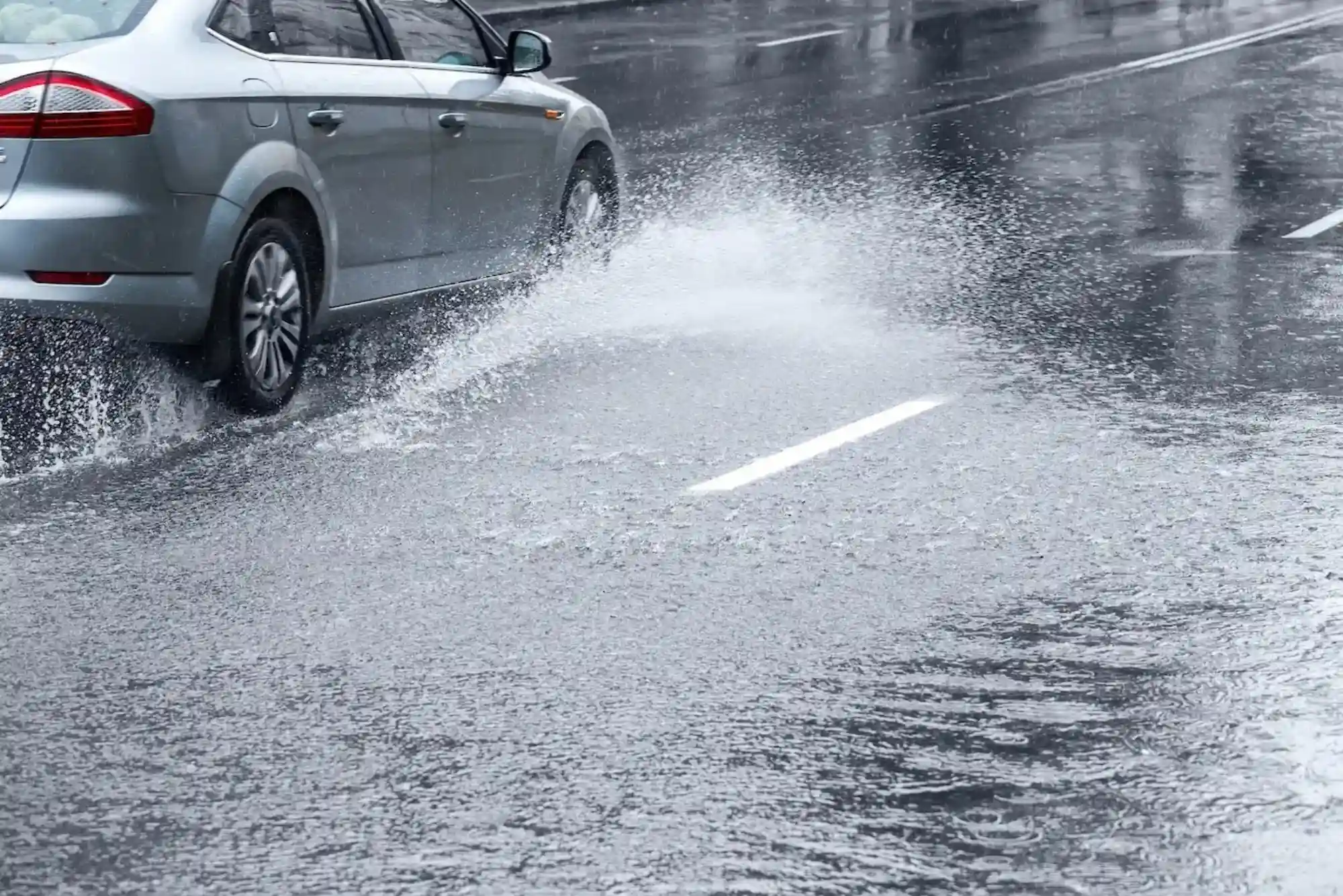 car brakes during rainy day