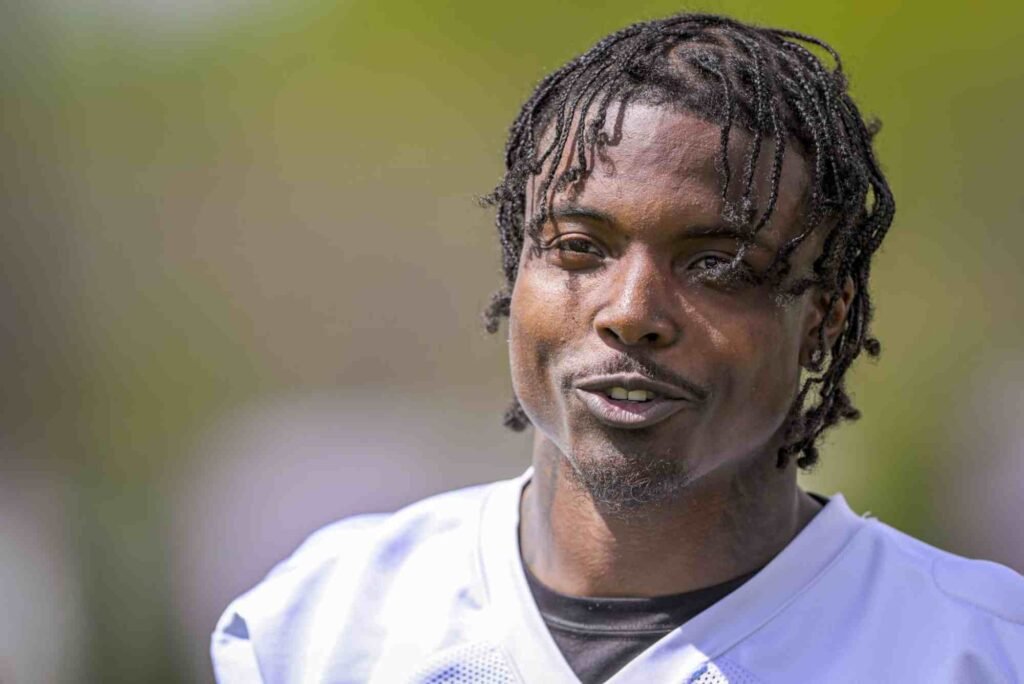 Vikings Rookie Dies in Car Crash